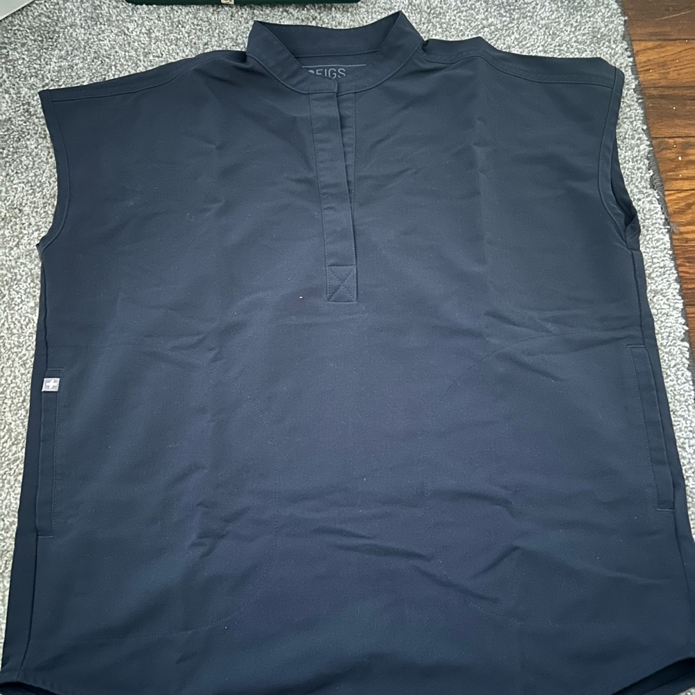 Figs navy blue scrub top